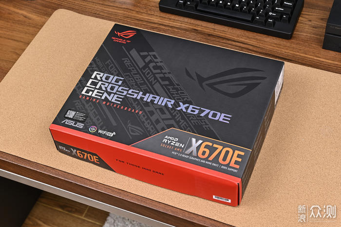 ROG X670E-GENE+机械大师 C+MAX 装机展示_新浪众测