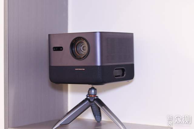 AOC旗舰新品K1S激光投影：2500CVIA流明_新浪众测
