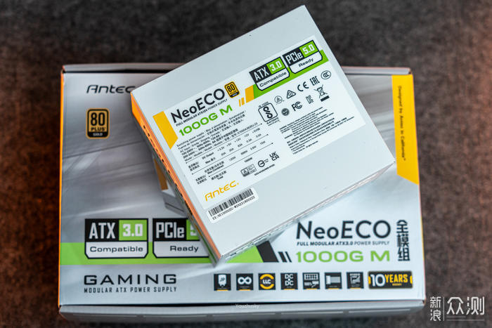 影驰Geforce RTX 4060金属大师OC显卡开箱评测_新浪众测