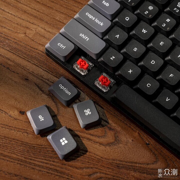 便携双模矮轴机械键盘Keychron K3 Pro开箱_新浪众测