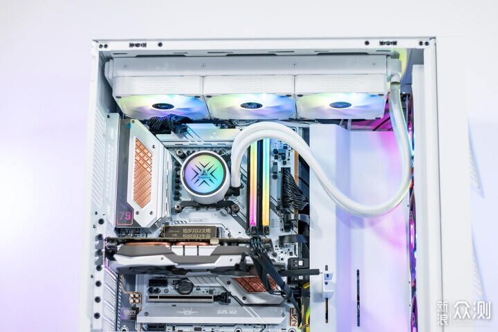 18相供电轻松超频，七彩虹CVN Z790D5主板评测_新浪众测