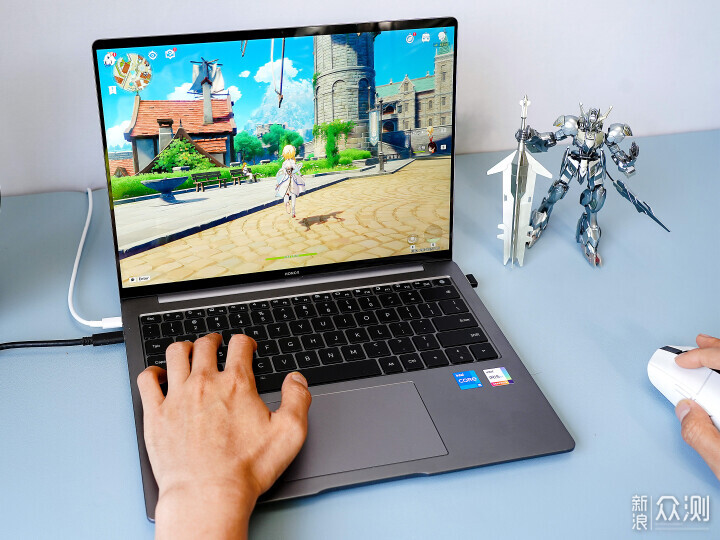 荣耀Magicbook 14 PRO 2023体验：轻量，全能_新浪众测