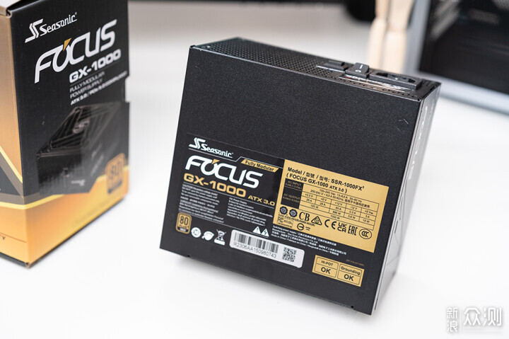 海韵FOCUS GX-1000 (ATX3.0) 开箱_新浪众测