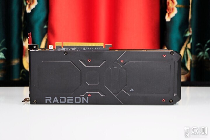 RX7900 GRE 登场！游戏爱好者有了更好选择！_新浪众测