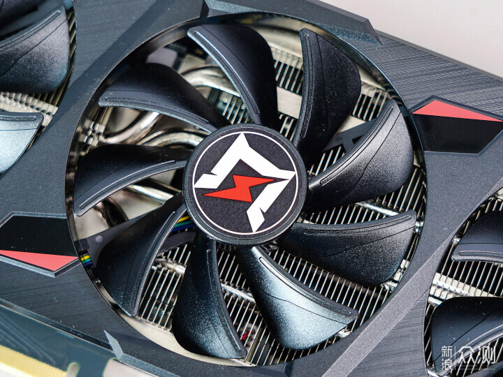 攒小主机测测游戏玩家该优选CPU？还是内存？_新浪众测