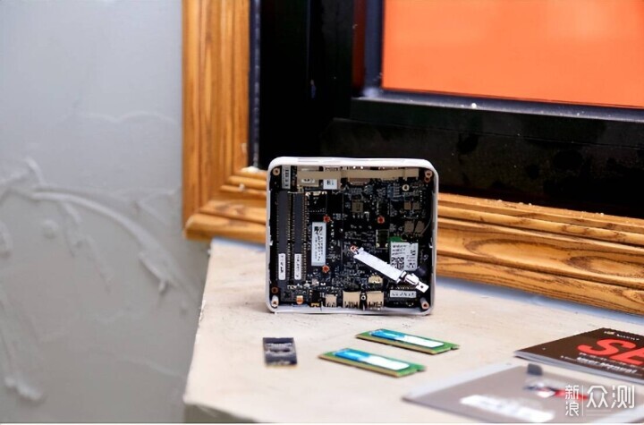 跑分接近百万，你敢相信这是台MINI PC？