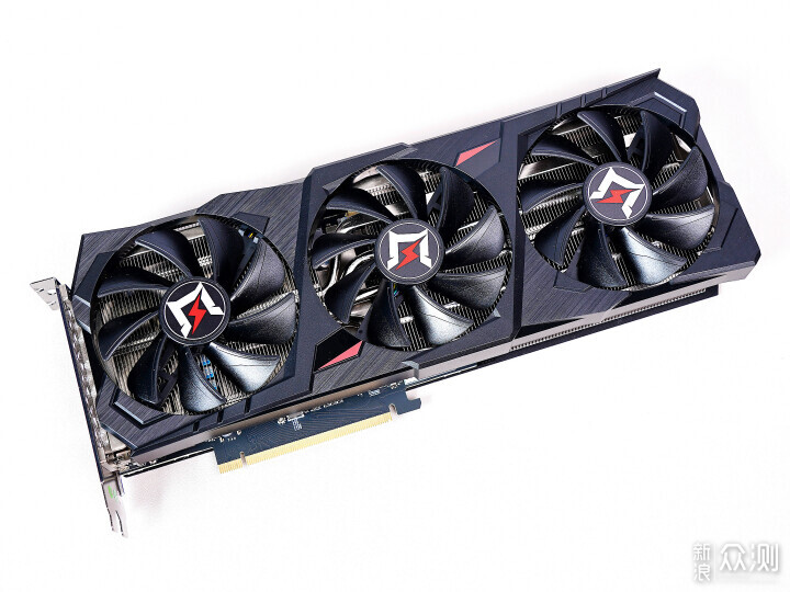 攒小主机测测游戏玩家该优选CPU？还是内存？_新浪众测