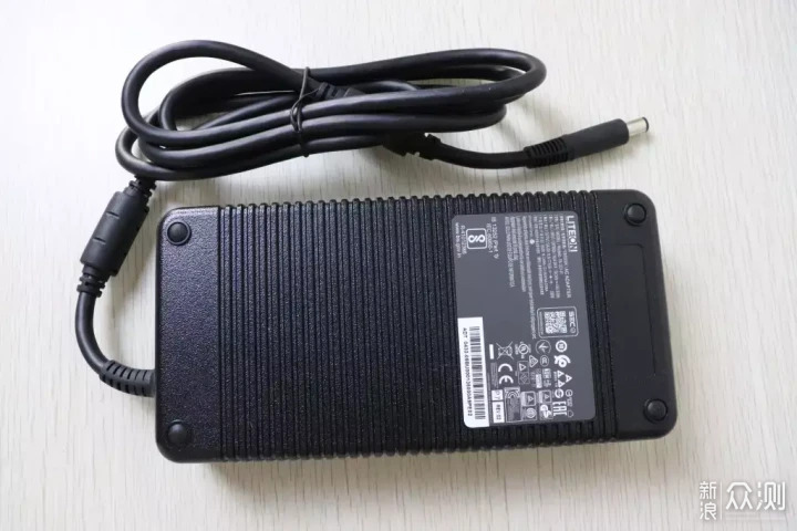 迷你系统天花板 英特尔蝰蛇峡谷NUC12 评测  