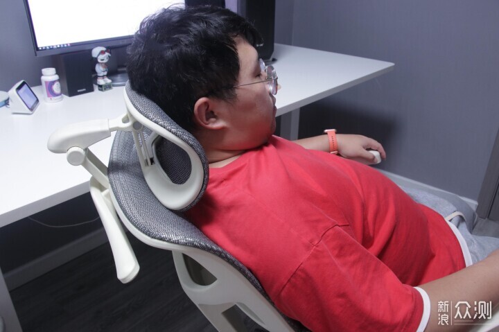 提升效率护好腰，千元hookay新舰s2人体工学椅