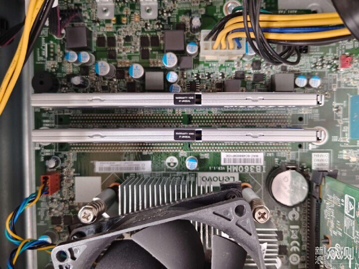 金百达DDR4 3200银爵内存条体验:小白也能装机_新浪众测