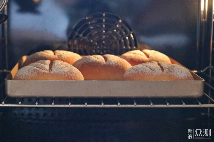 火爆全网的米面包，在家做这么简单啊_新浪众测
