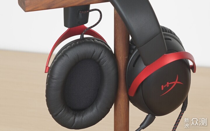 HyperX 飓风3耳机：沉浸式游戏与佩戴感的结合_新浪众测