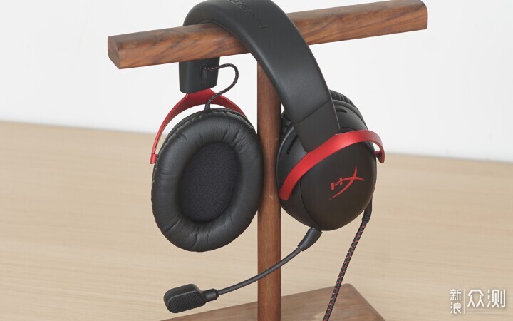 HyperX 飓风3耳机：沉浸式游戏与佩戴感的结合_新浪众测