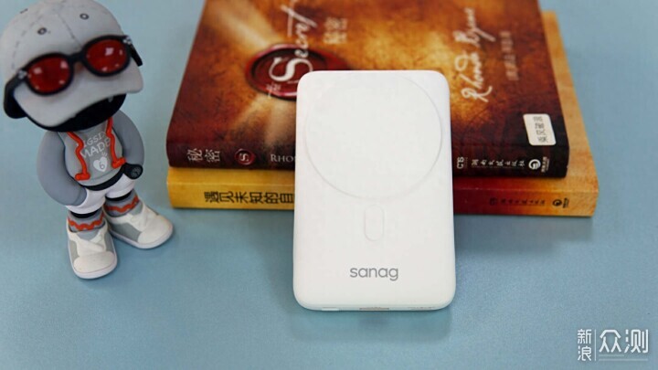 个子小，能量大，sanag k60磁吸充电宝！_新浪众测