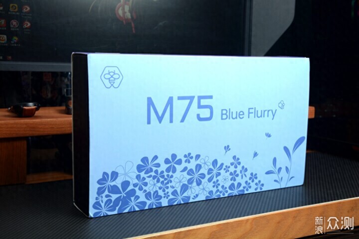 软硬双结构，Miel M75 Blue Flurry亚克力键盘_新浪众测