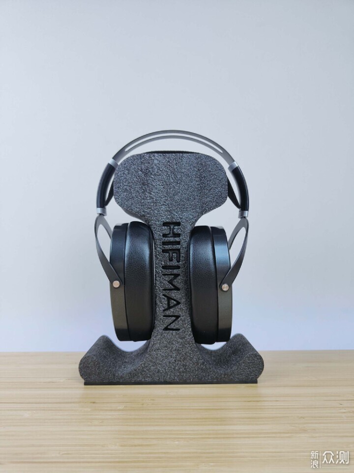 轻松出好声的轻奢大耳，HIFIMAN ANANDA耳机