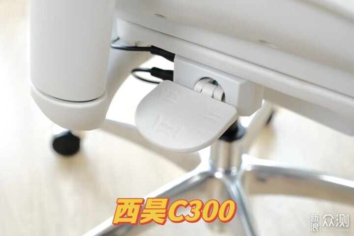 不上智商税，千元级别入手的工学椅到底怎么选
