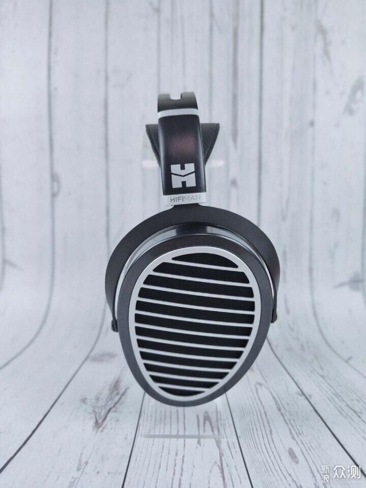 轻松出好声的轻奢大耳，HIFIMAN ANANDA耳机