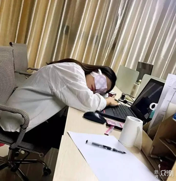 别瞎吃了，想瘦身搞一块轻体运动手表更有用