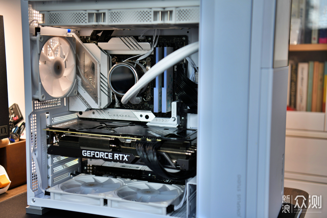 当二次元与性能结合：阿斯加特吹雪DDR5 6400