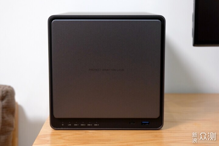 轻松搭建私人数据中心，绿联 DX4600 Pro NSA