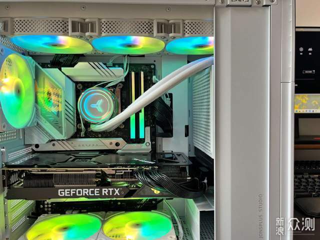当二次元与性能结合：阿斯加特吹雪DDR5 6400