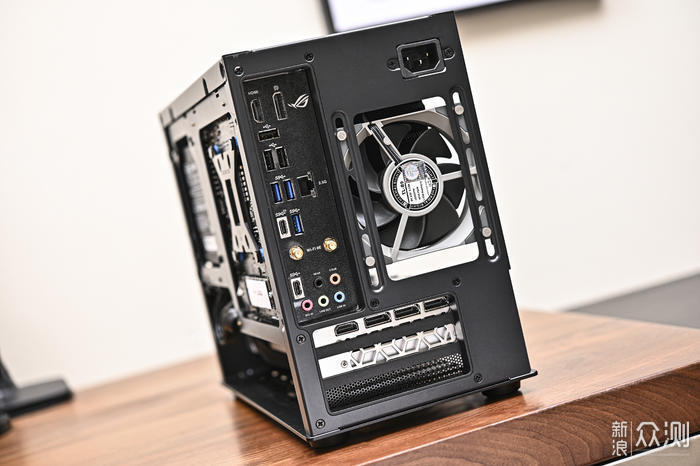 CORE i7 8700K＋Z370 HD3＋白虎弐 勿体ない SCBYK-2000I