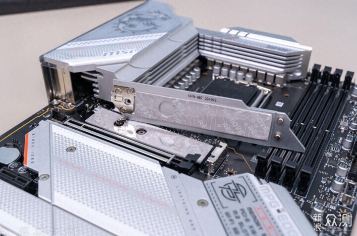 i7-13700KF装机就是为了为所欲为！_新浪众测