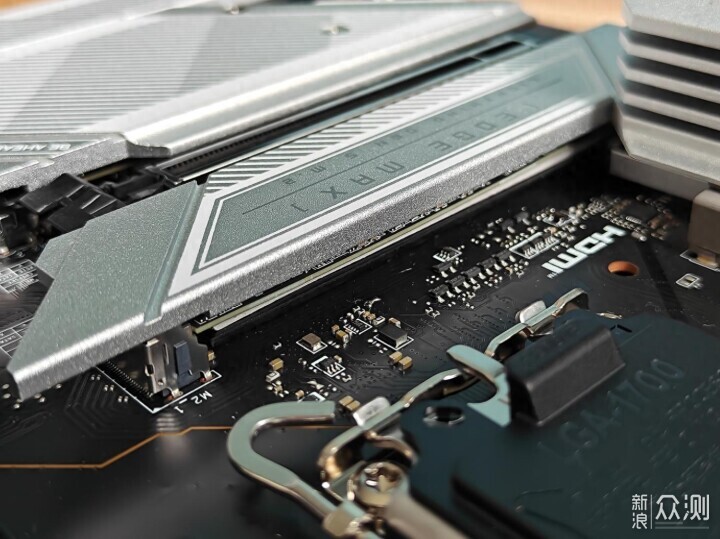 实力演绎爆款风范，微星新品MPG Z790主板_新浪众测