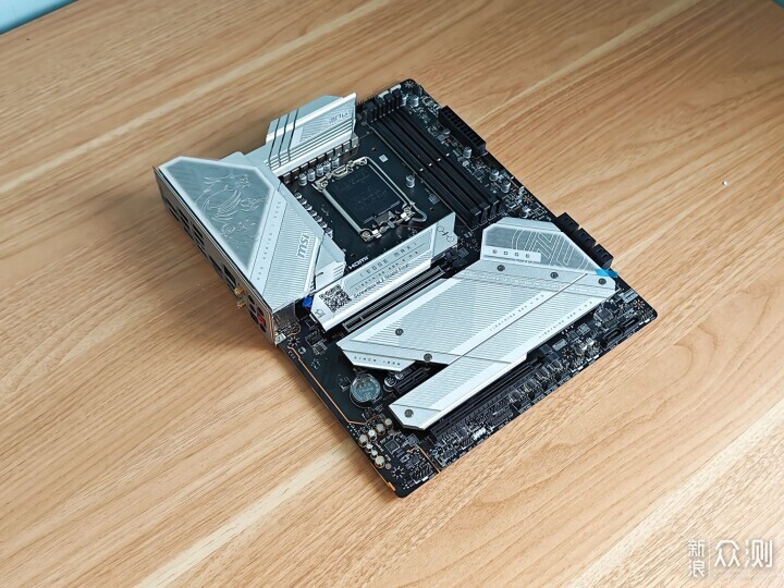 实力演绎爆款风范，微星新品MPG Z790主板_新浪众测