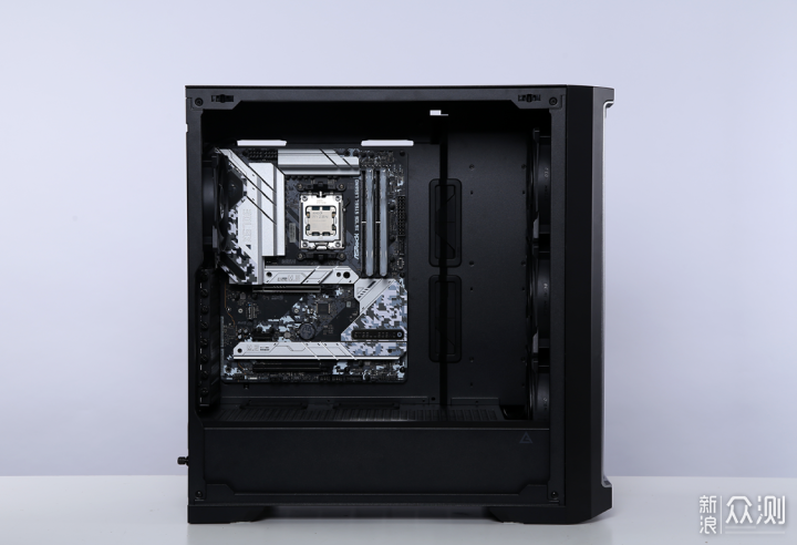 AMD R9-7950X+华擎X670E+4080+DDR5内存装机_新浪众测