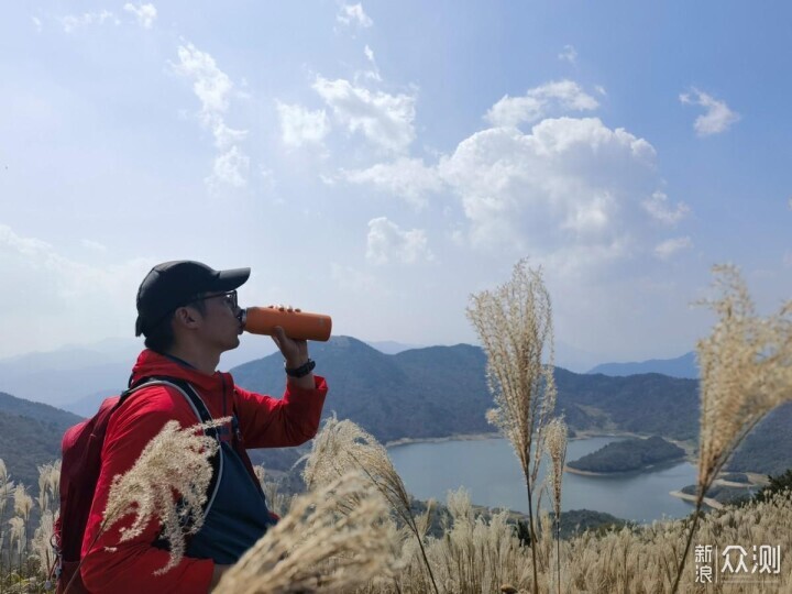 攀峰 新一代单指秒开保温杯评测_新浪众测