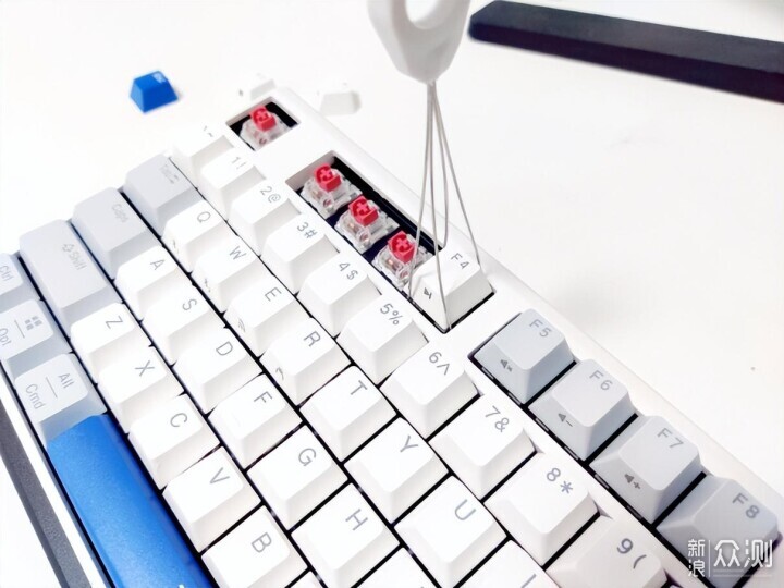 颜值与手感兼具的87键机械键盘——杜伽K620W_新浪众测