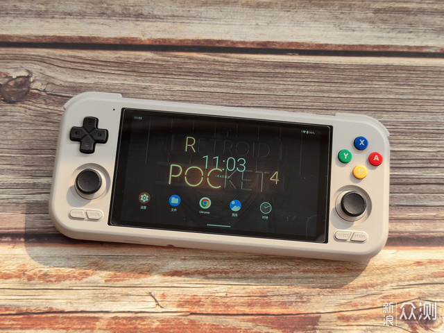 小屏毕业机 Retroid Pocket4 Pro掌机深度测试_新浪众测