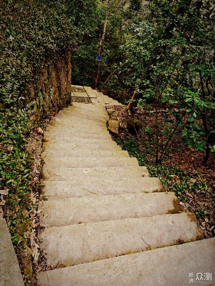 有你更酷，两线体验宝石山登高看西湖的美景_新浪众测