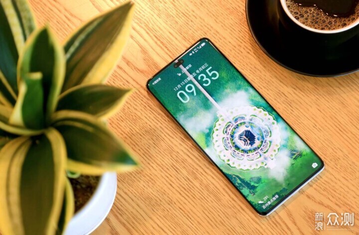 美,满分上镜,荣耀100 Pro深度评测_新浪众测