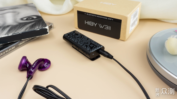用HiBy海贝W3二代耳放，将有线耳机转变成无线_新浪众测