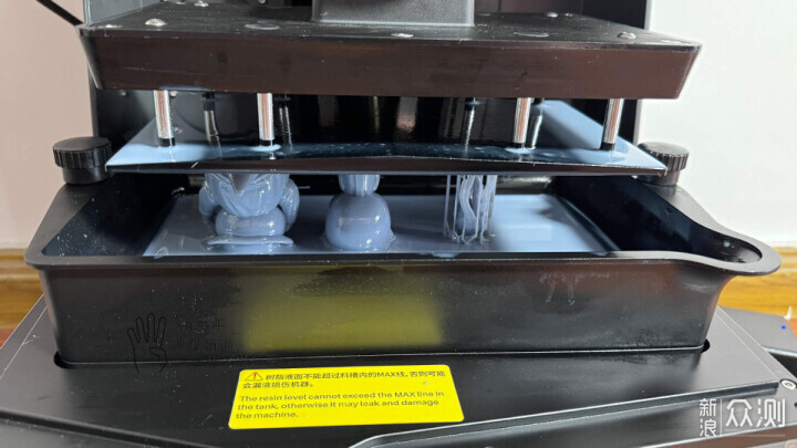 爱乐酷土星4U光固化3D打印机让你实现手办自由_新浪众测