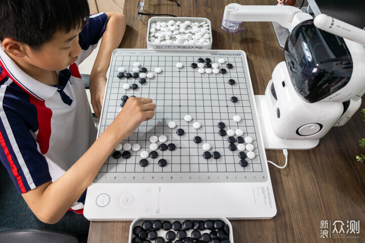孩子的九段私教老师-元萝卜AI围棋机器人_新浪众测