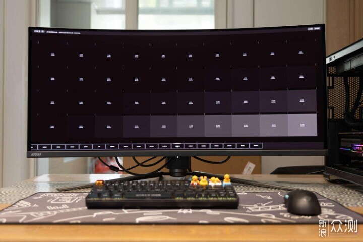 微星MPG 341CQPX QD-OLED，显示器高端秀_新浪众测