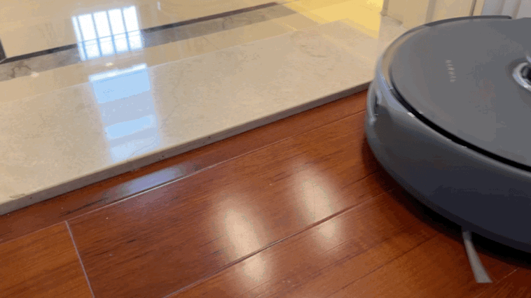  My sweeping robot also opens the AI era_ Sina public survey