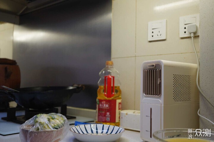 夏天厨房太热，蓝宝冰雾扇降温神器更值当！ _新浪众测