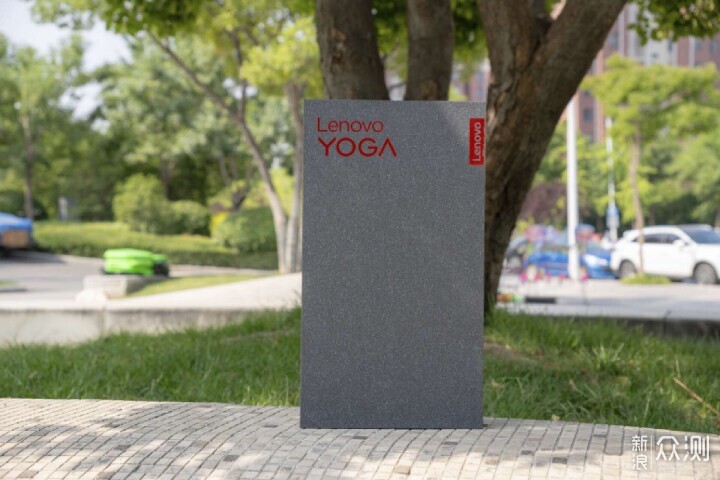 首发体验！联想Yoga Book 9i AI 启元 _新浪众测