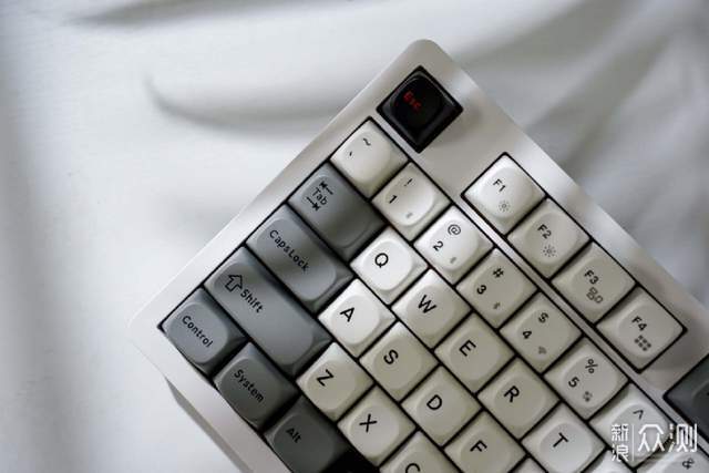 618狂欢节键盘 SKN青龙4.0机械键盘技术首选_新浪众测