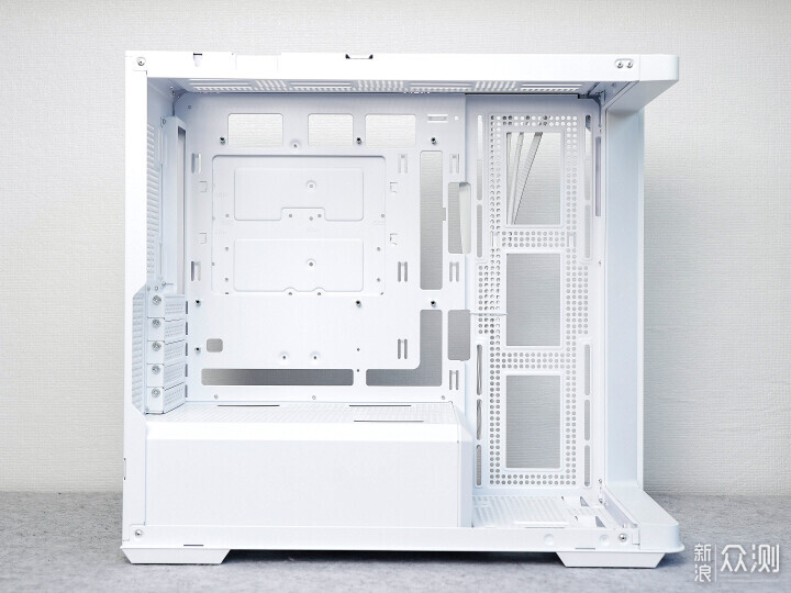 14700KF+B760+RTX4070TiS，装个海景房主机！_新浪众测