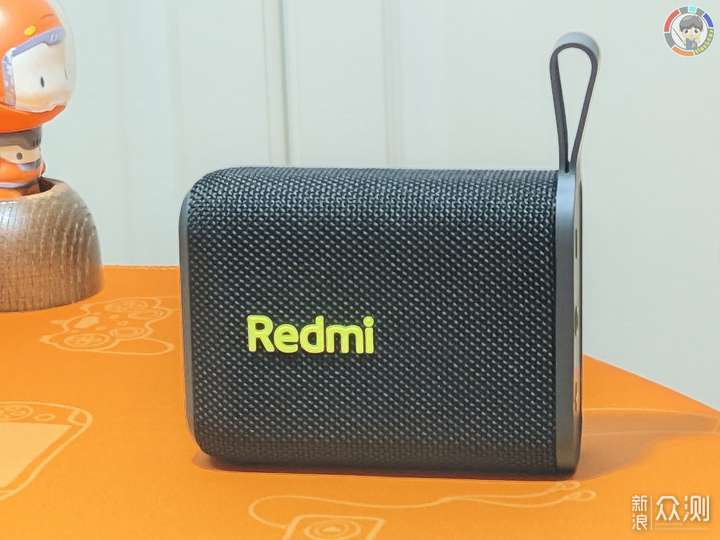 Redmi 蓝牙音箱买俩还能组立体声，颇具性价比_新浪众测