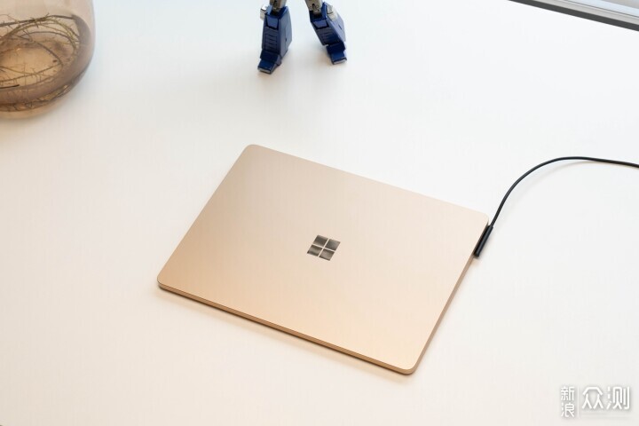 精英标配？Surface Laptop 7使用体验_新浪众测