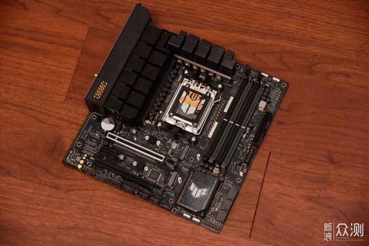 华硕B650M重炮手WIFI助力Ryzen5 9600X首测_新浪众测