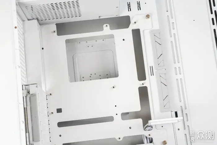 创氪星系LUCA +Z790吹雪S+索泰70TIS装机分享_新浪众测