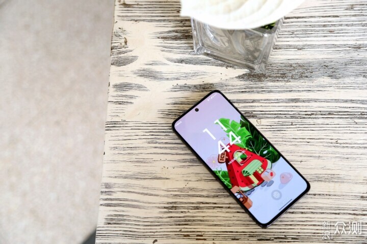 既好玩又有潮性“小”手机，联想moto S50分享_新浪众测